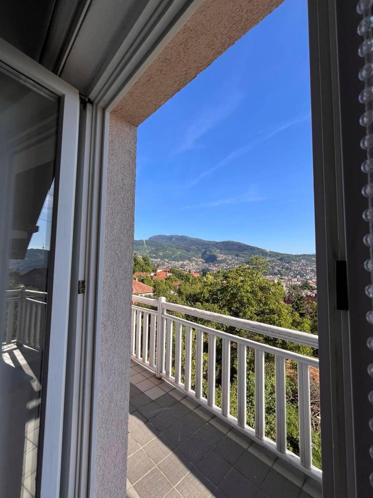 Villa Sunny Side Сараево Екстериор снимка