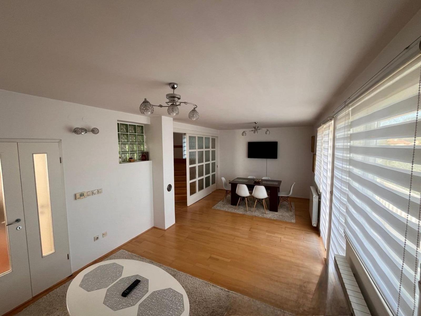 Villa Sunny Side Сараево Екстериор снимка