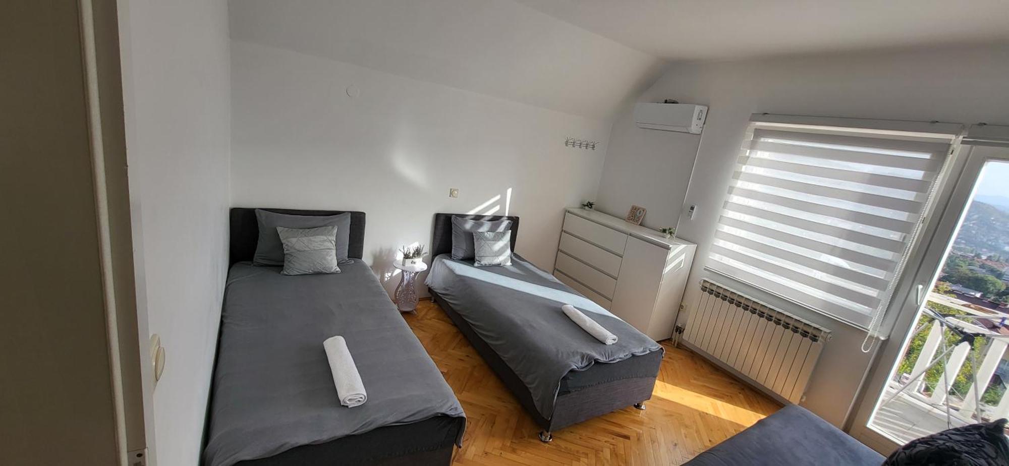 Villa Sunny Side Сараево Екстериор снимка